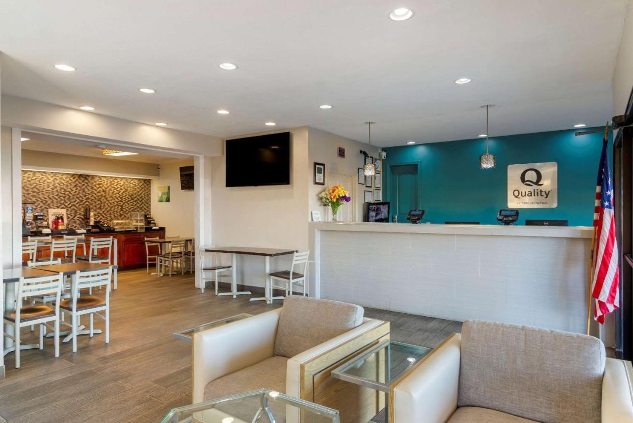 Quality Inn Ashburn Eksteriør bilde