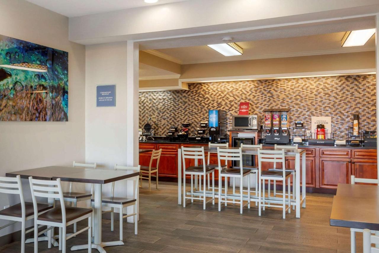 Quality Inn Ashburn Eksteriør bilde