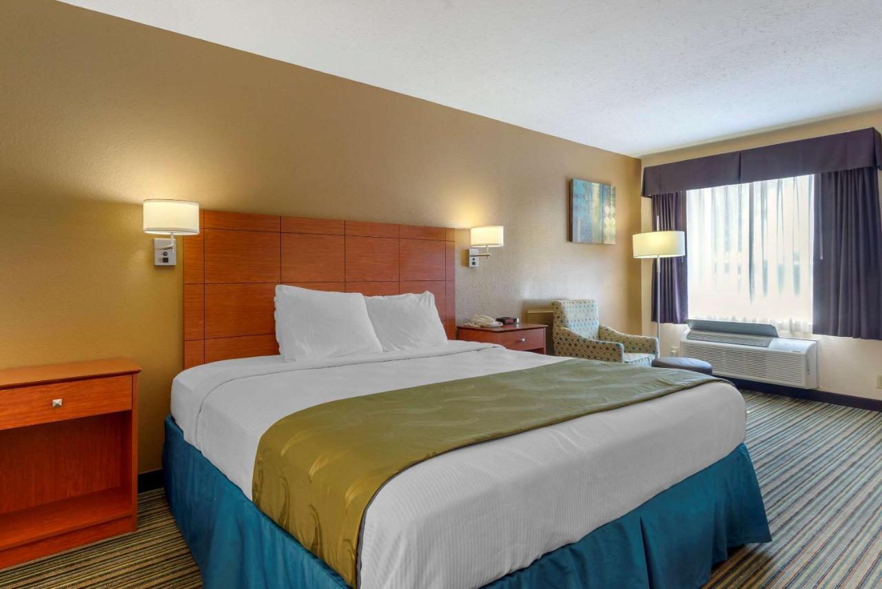 Quality Inn Ashburn Eksteriør bilde