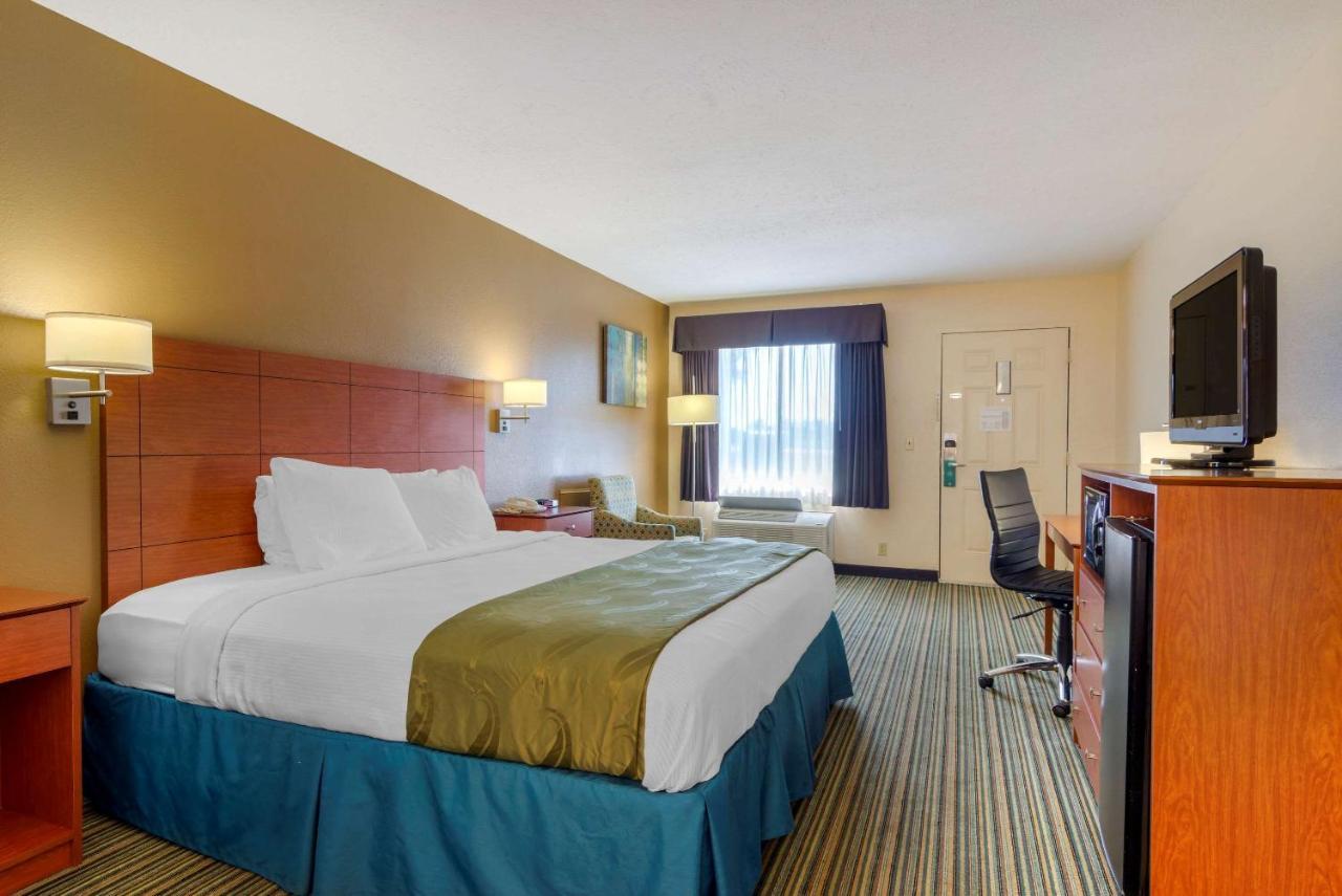 Quality Inn Ashburn Eksteriør bilde