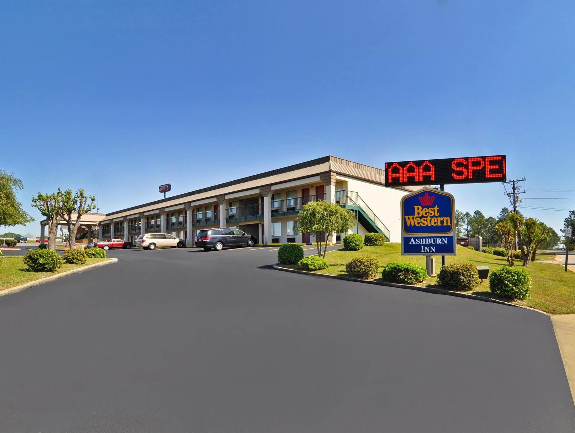 Quality Inn Ashburn Eksteriør bilde